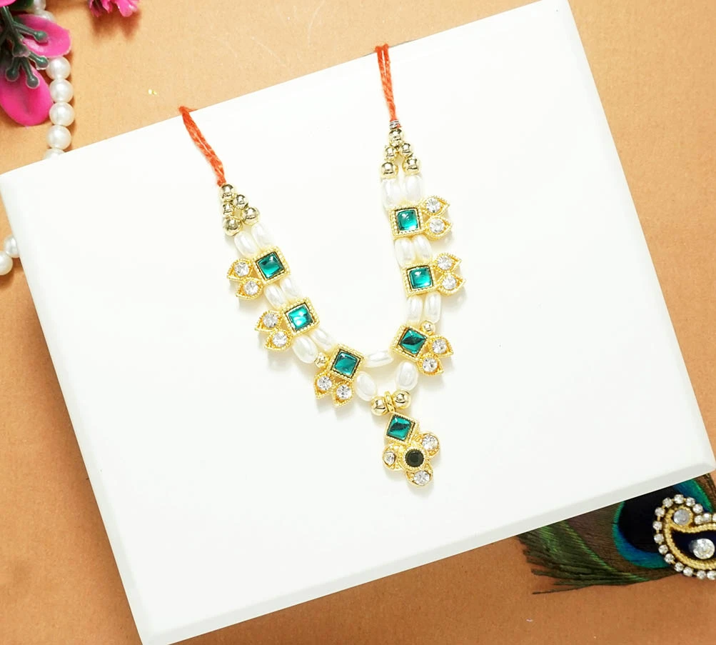 Beautiful Green Stone Pearl Beads Necklace/ Mala (3 Inch )