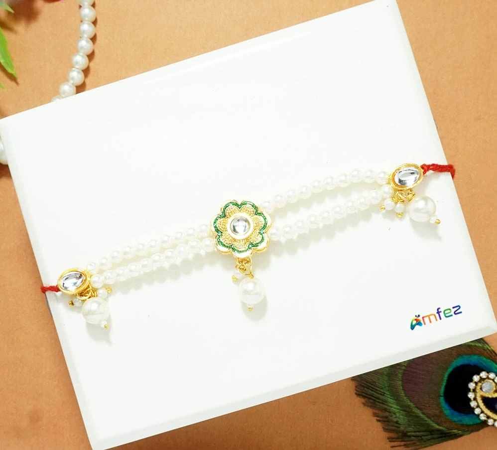 Green & White Stone Pearl Beads Belt