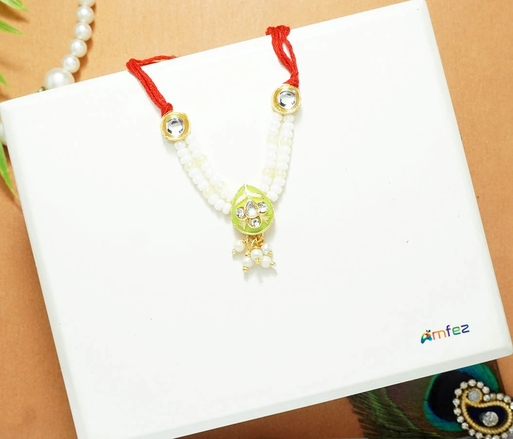 Elegant Parrot Geen Kundan Pearl Beads Work Necklace ( 2 Inch)