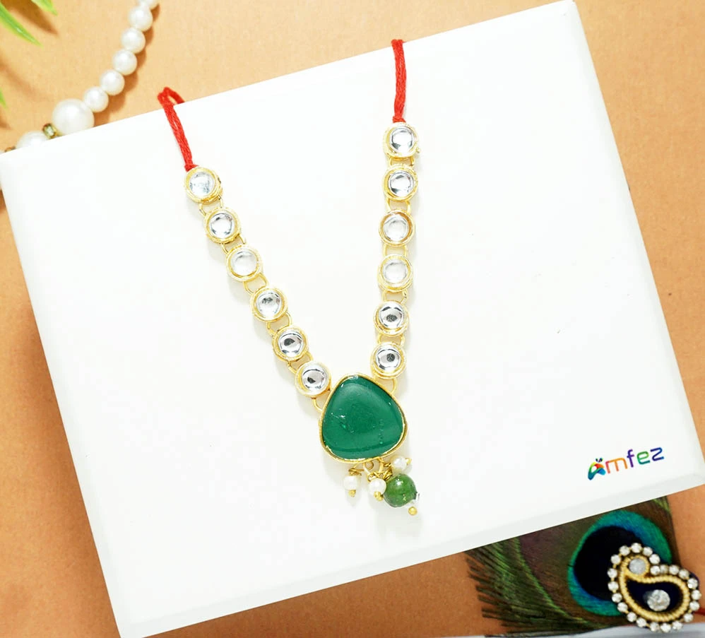 Elegant Green & White Kundan Pearl Beads Necklace ( 3 Inch)