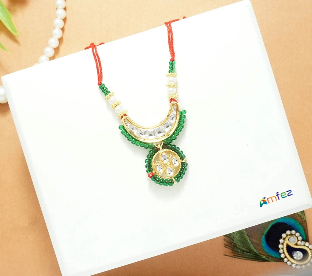 Green Kundan Pearl Beads Necklace ( 2.5 Inch)