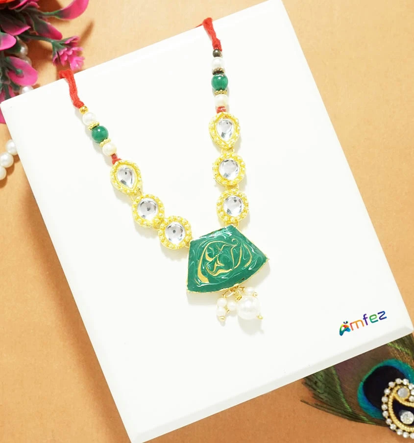 Green Kundan Stone Pearl Beads Necklace ( 3 Inch )