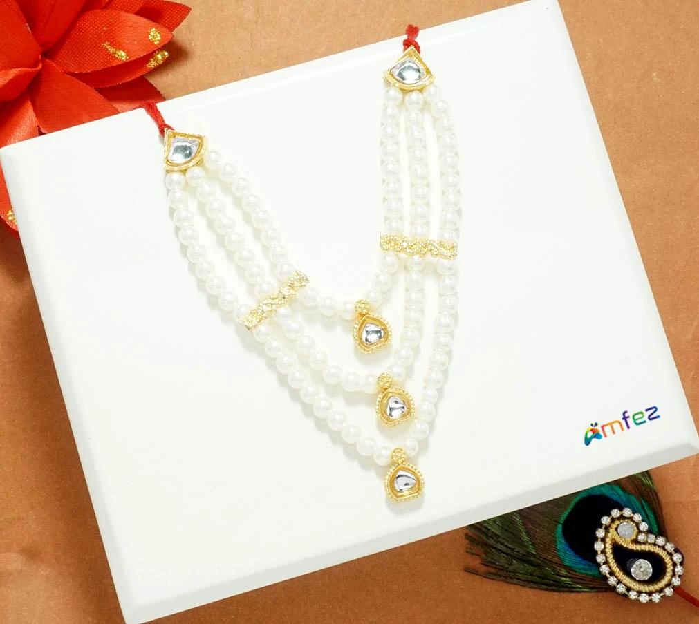 Beautiful White Kundan Pearl Beads Work Necklace / Mala