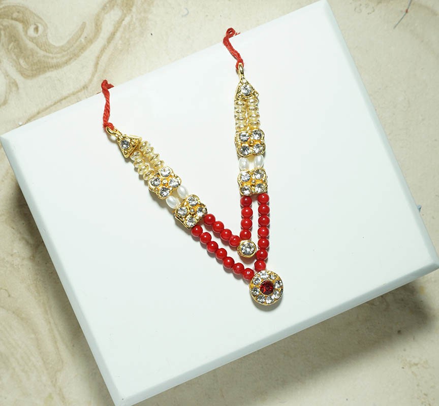 Red Stone & Pearl Beads Mala ( 3 Inch )